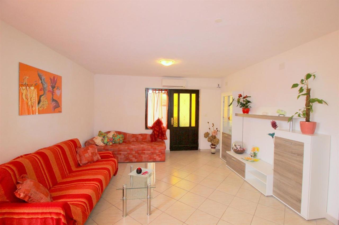 Novigrad Istria Gianna N2, 600 M From The Beach מראה חיצוני תמונה
