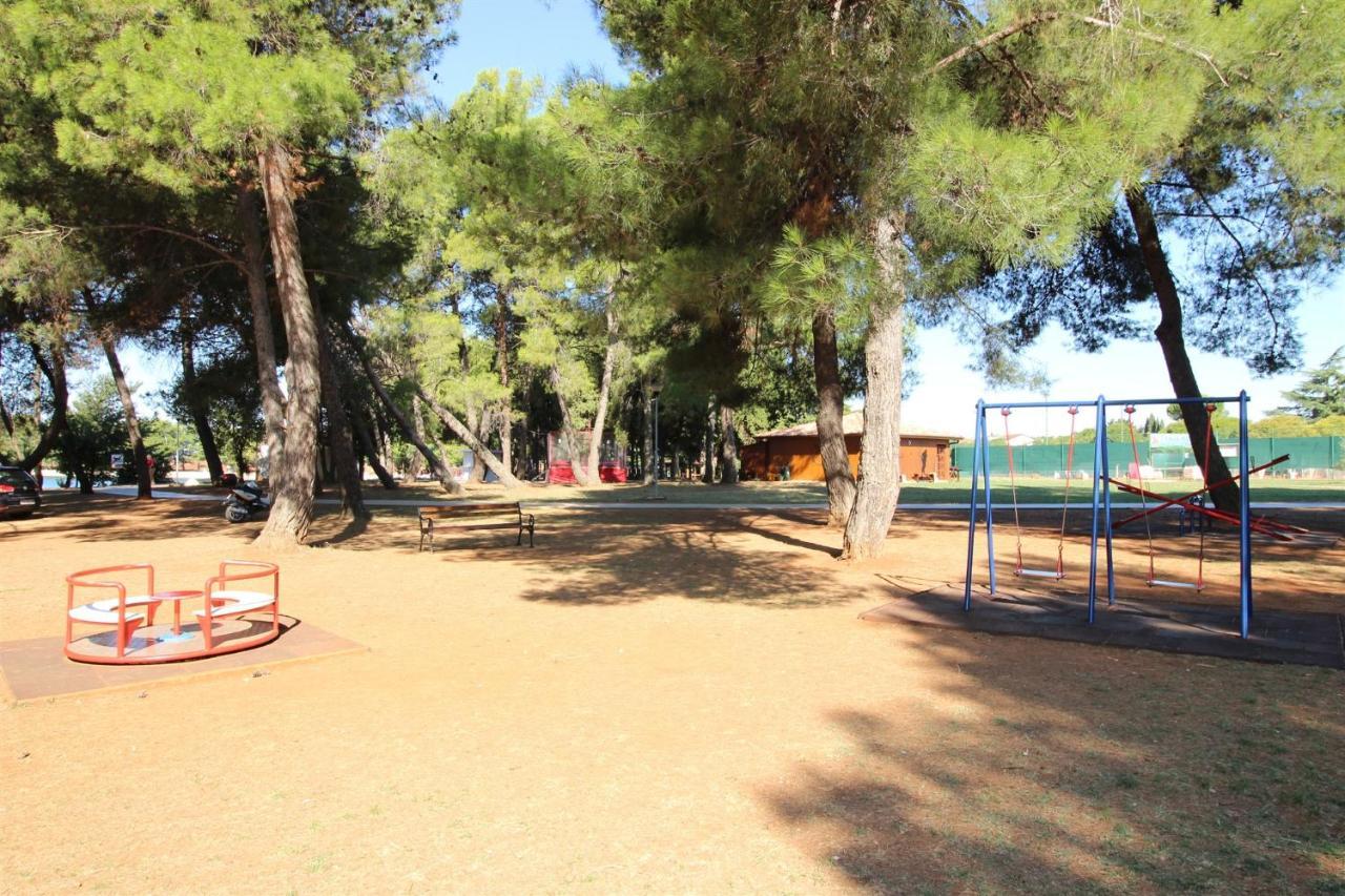 Novigrad Istria Gianna N2, 600 M From The Beach מראה חיצוני תמונה